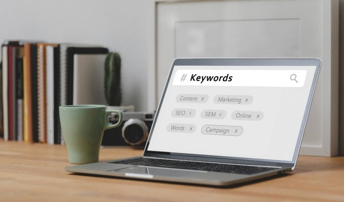 Keyword transazionali e informazionali: come usarle nella SEO